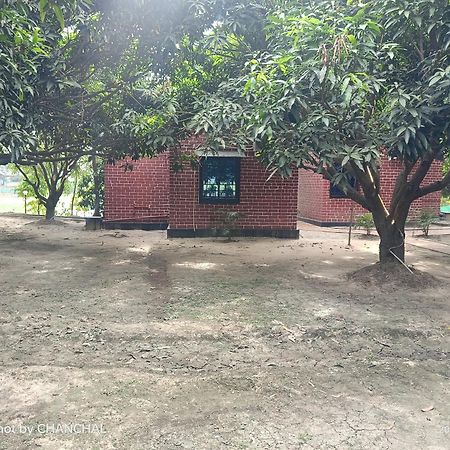 Hotel Modhubon Agro Tourism Bolpur Esterno foto