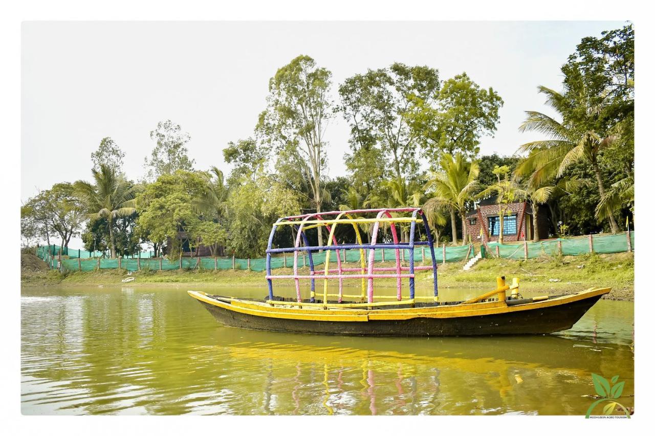 Hotel Modhubon Agro Tourism Bolpur Esterno foto