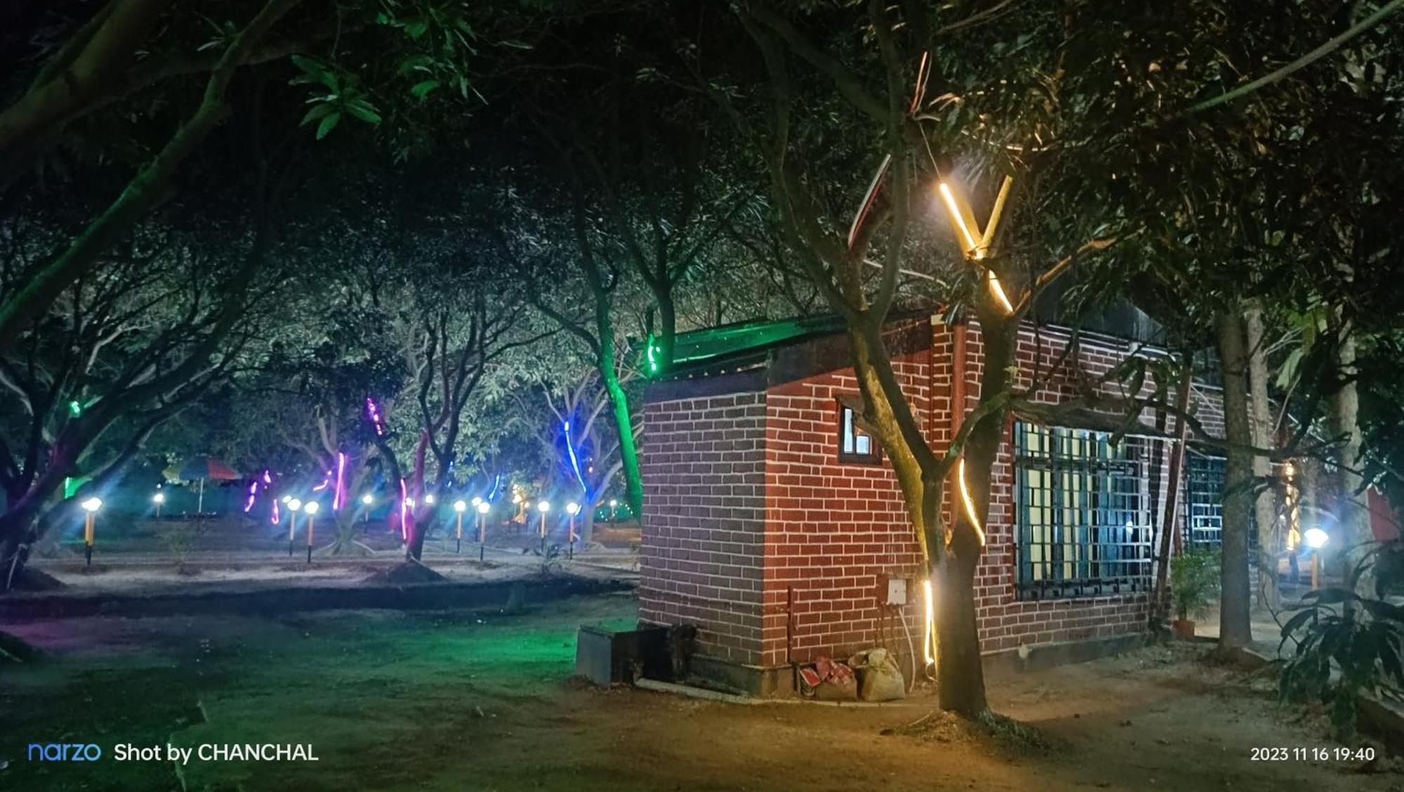 Hotel Modhubon Agro Tourism Bolpur Esterno foto