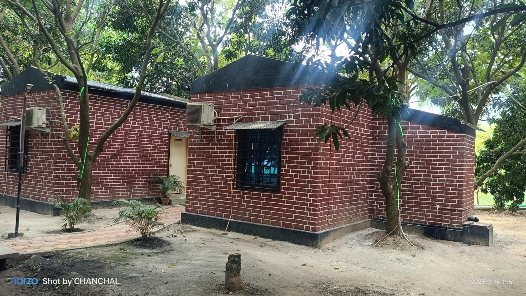 Hotel Modhubon Agro Tourism Bolpur Esterno foto