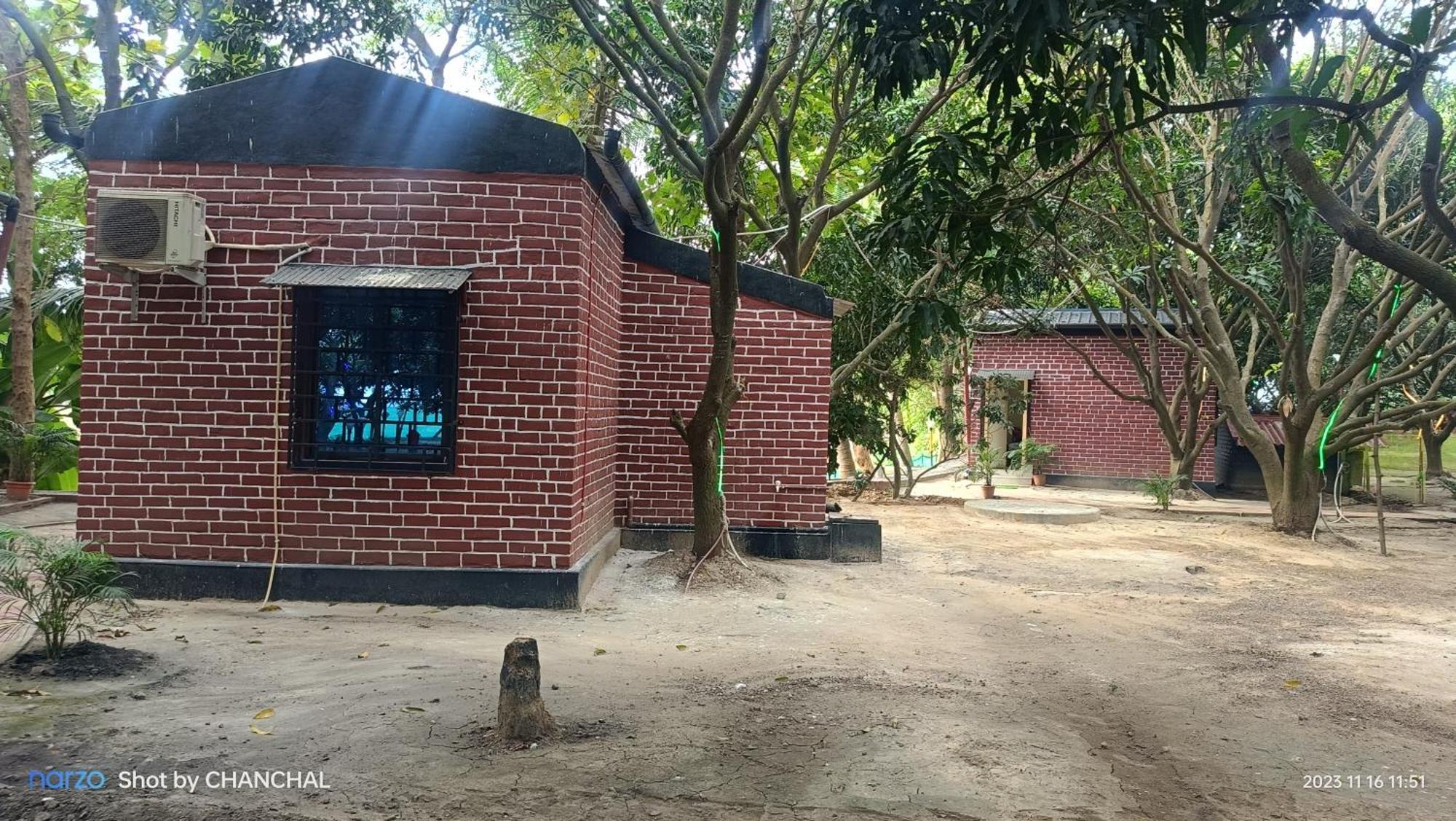 Hotel Modhubon Agro Tourism Bolpur Esterno foto