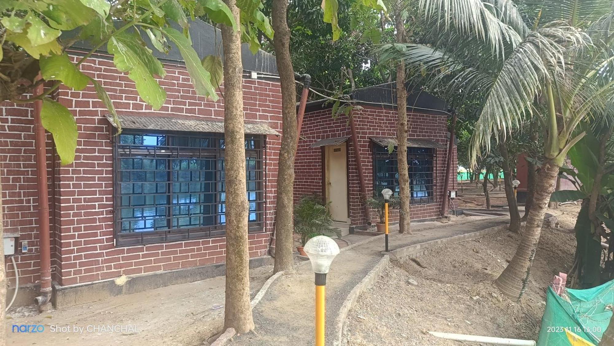 Hotel Modhubon Agro Tourism Bolpur Esterno foto